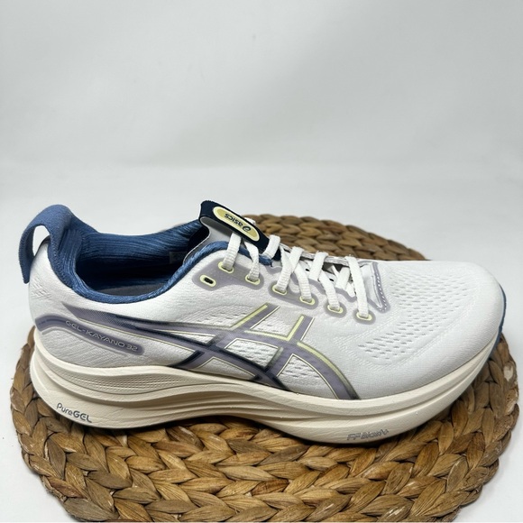 ASICS Gel Kayano 32 Running Shoes Cream Denim Blue Size 10 Men's